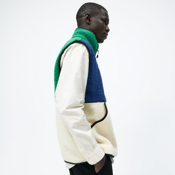 COLOR BLOCK FAUX SHEEPSKIN VEST SIZE L-XL - Picture 6 of 10